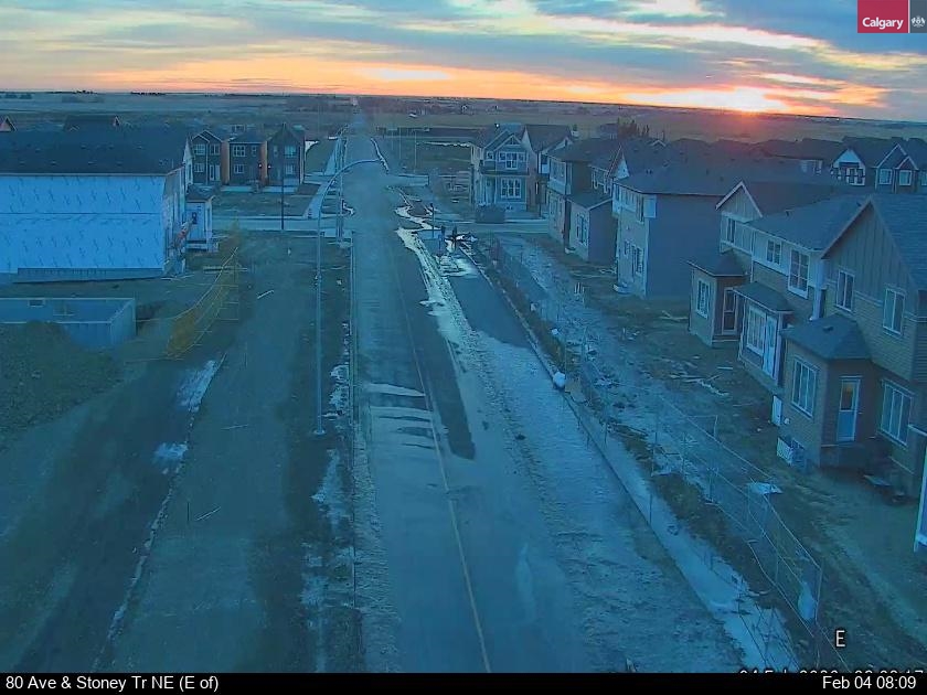 80 Ave / Stoney Tr NE (East of)