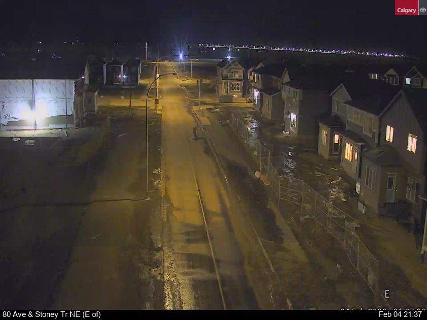 80 Ave / Stoney Tr NE (East of)