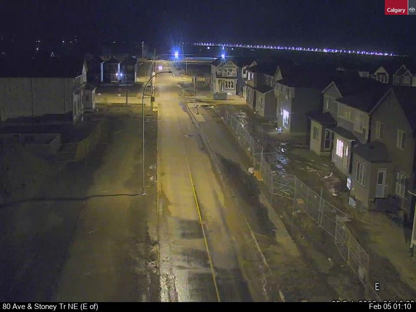 80 Ave / Stoney Tr NE (East of)