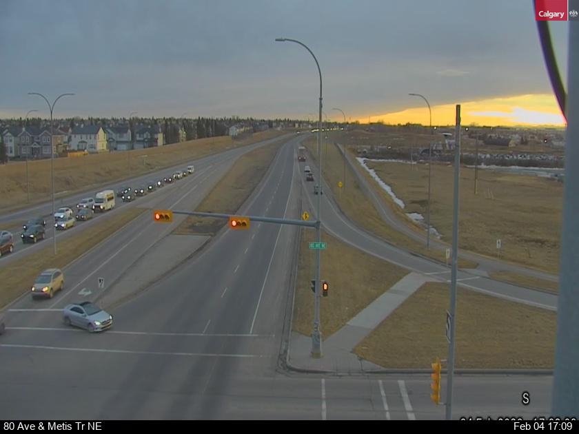 80 Ave / Metis Tr NE