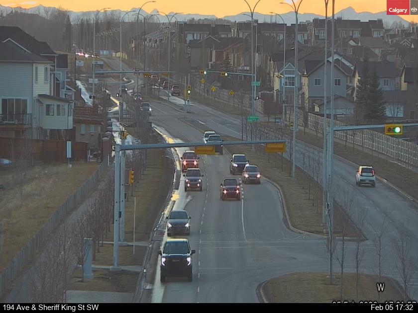 194 Ave /  Sheriff King St SW