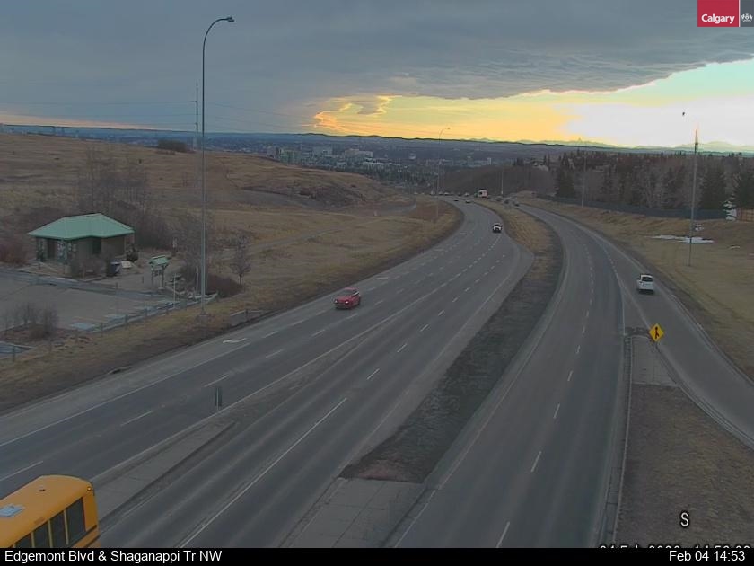 Edgemont Bv / Shaganappi Tr NW