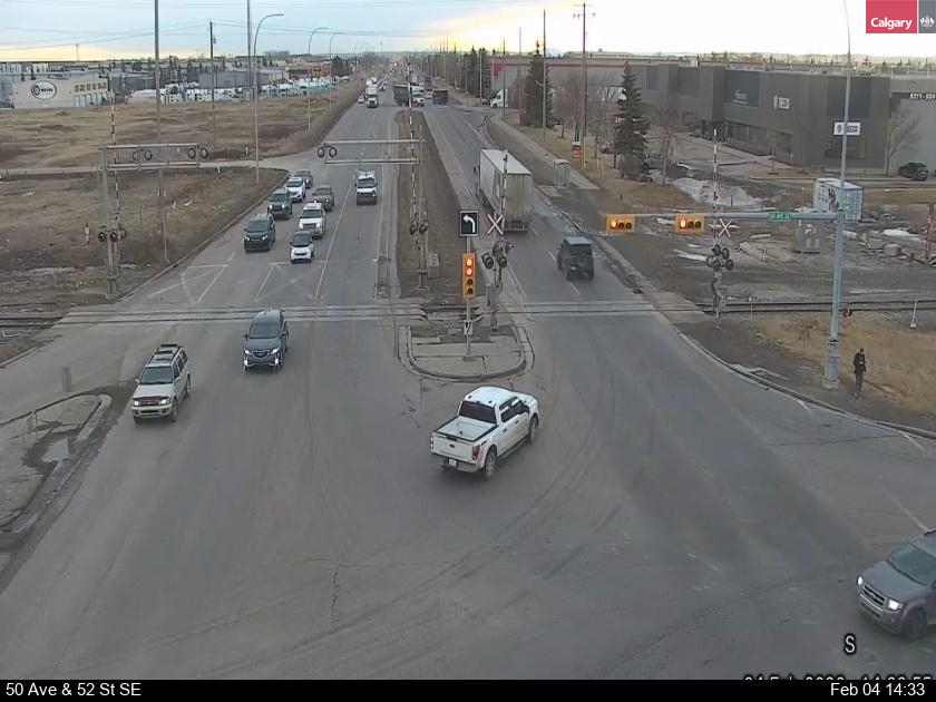 50 Avenue / 52 Street SE