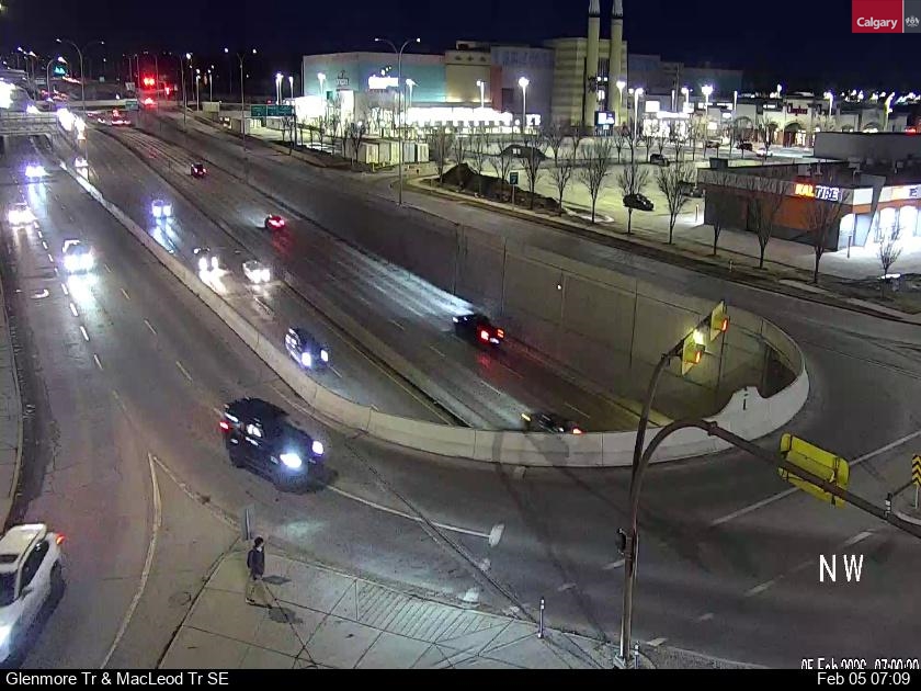 Glenmore Trail / Macleod Trail S (West)