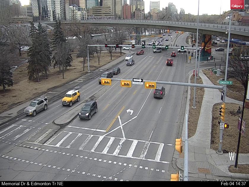 Memorial Drive / Edmonton Trail NE