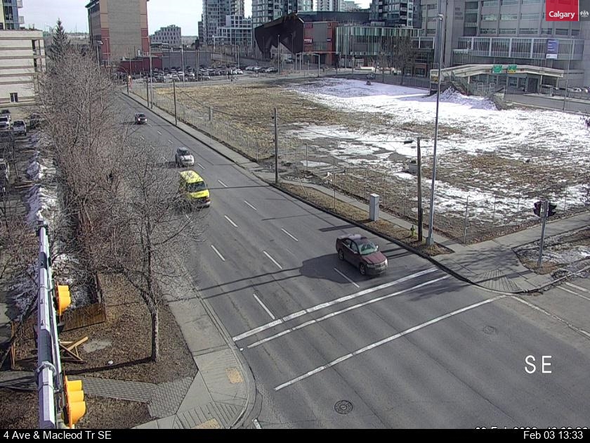 4 Avenue / Macleod Trail S