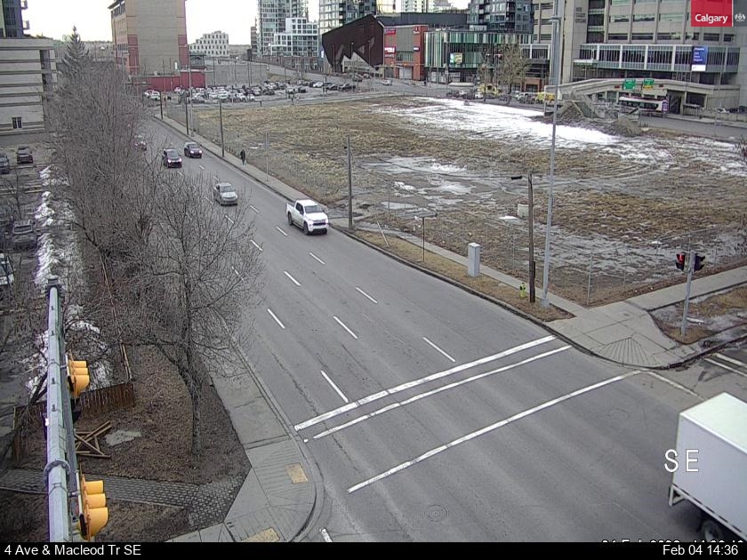 4 Avenue / Macleod Trail S