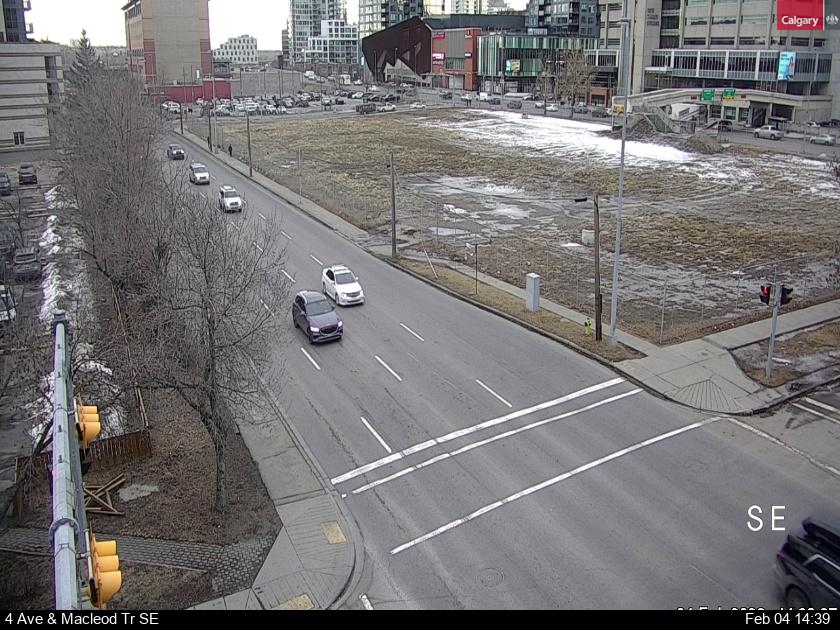 4 Avenue / Macleod Trail S