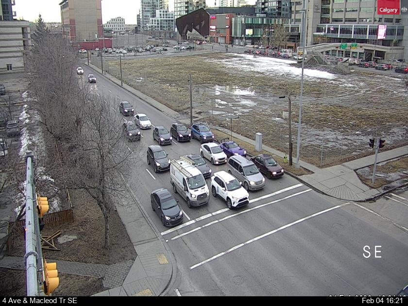 4 Avenue / Macleod Trail S