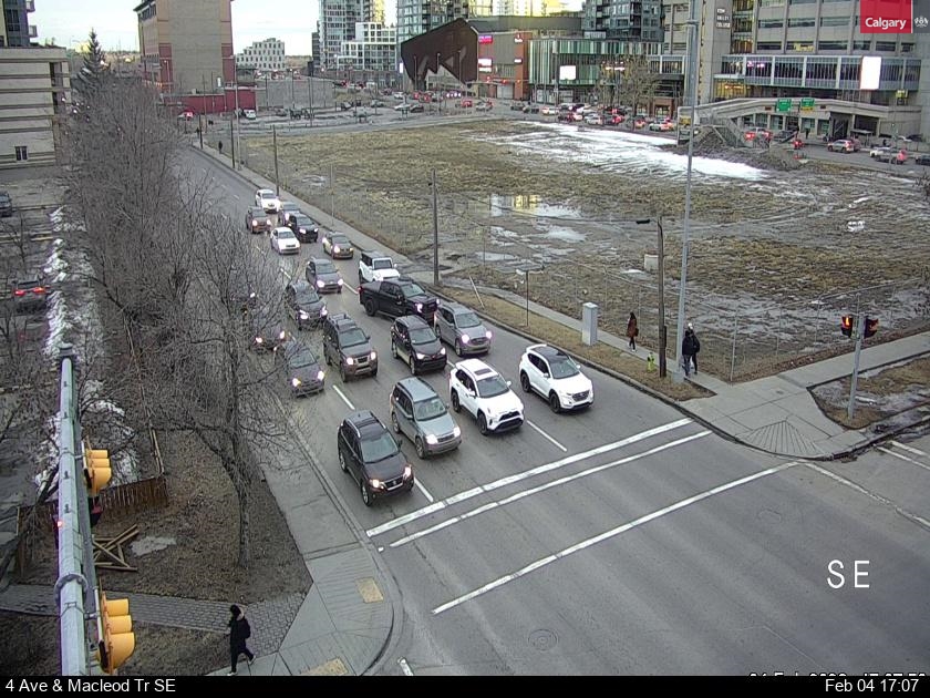 4 Avenue / Macleod Trail S