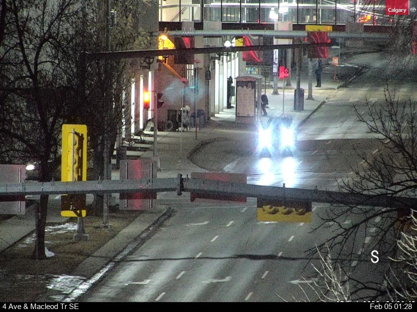 4 Avenue / Macleod Trail S