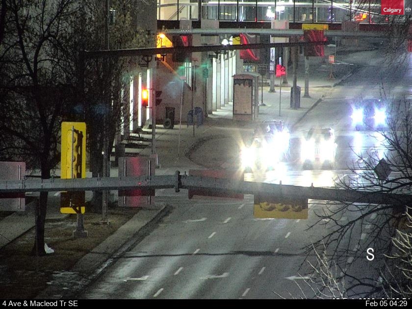 4 Avenue / Macleod Trail S