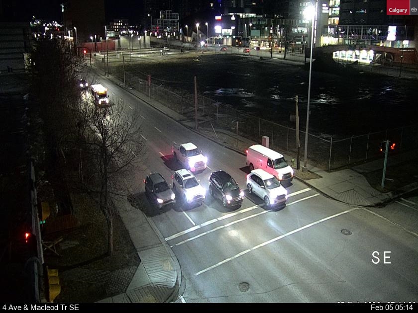 4 Avenue / Macleod Trail S