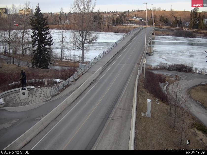 8 Avenue / 12 Street SE