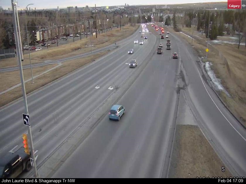 John Laurie Blvd / Shaganappi Trail NW