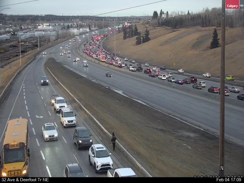 32 Avenue / Deerfoot Trail NE