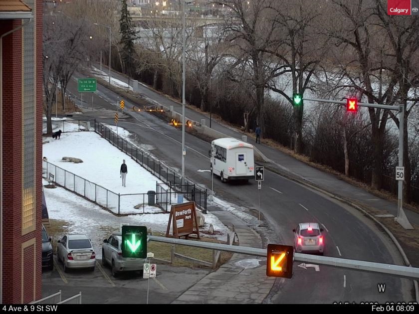 4 Avenue / 9 Street SW