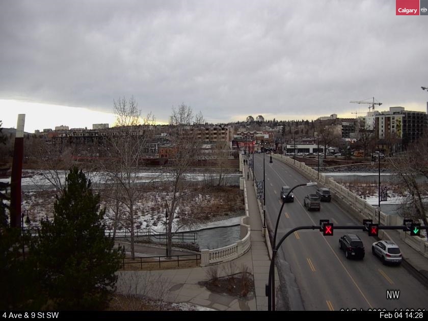 4 Avenue / 9 Street SW