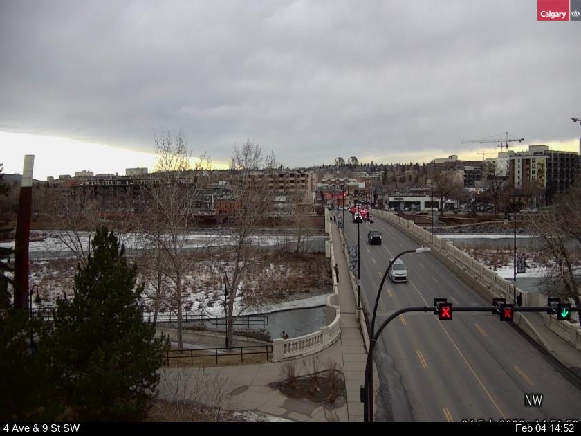 4 Avenue / 9 Street SW