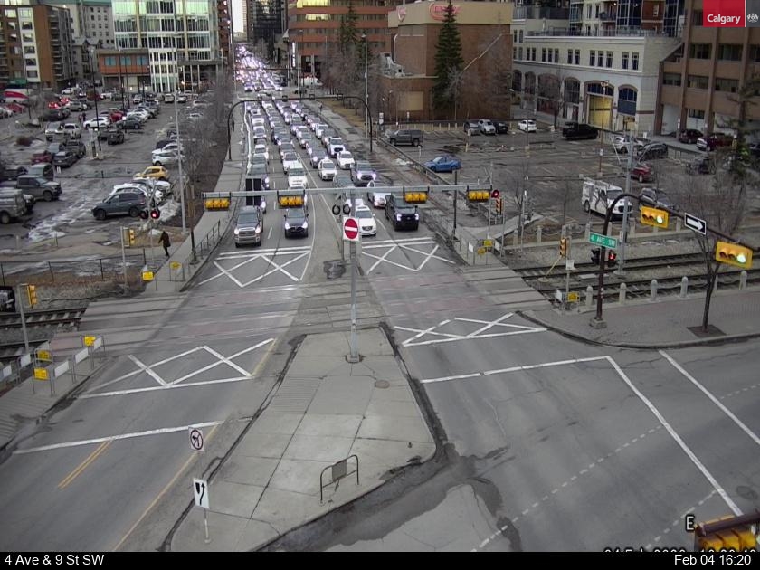 4 Avenue / 9 Street SW