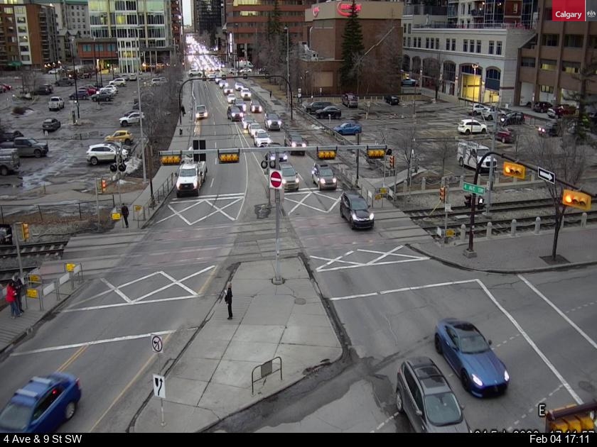 4 Avenue / 9 Street SW