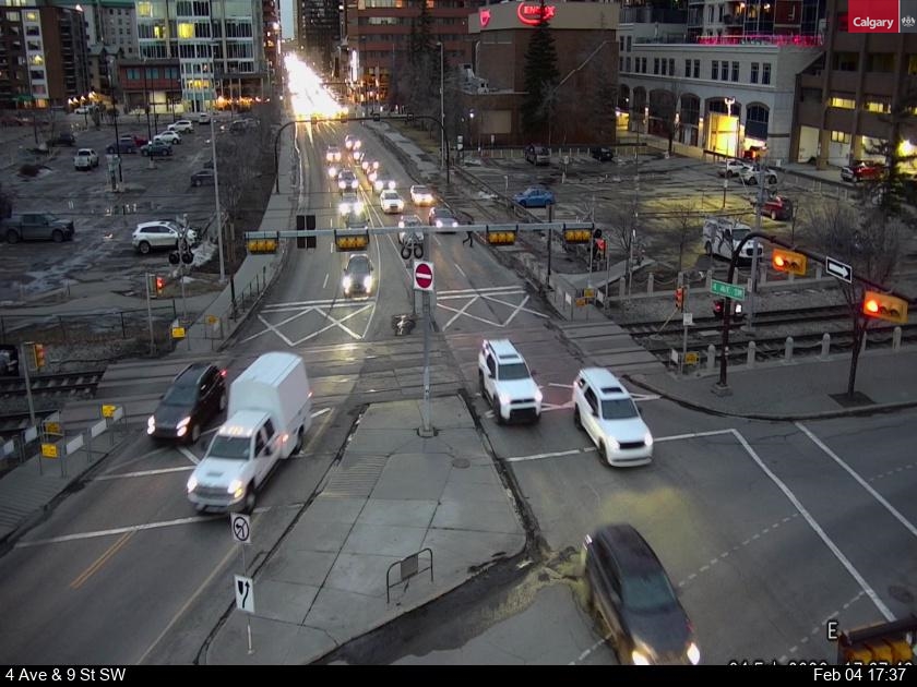 4 Avenue / 9 Street SW