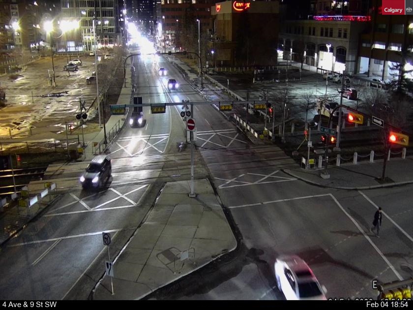 4 Avenue / 9 Street SW