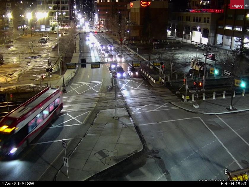 4 Avenue / 9 Street SW