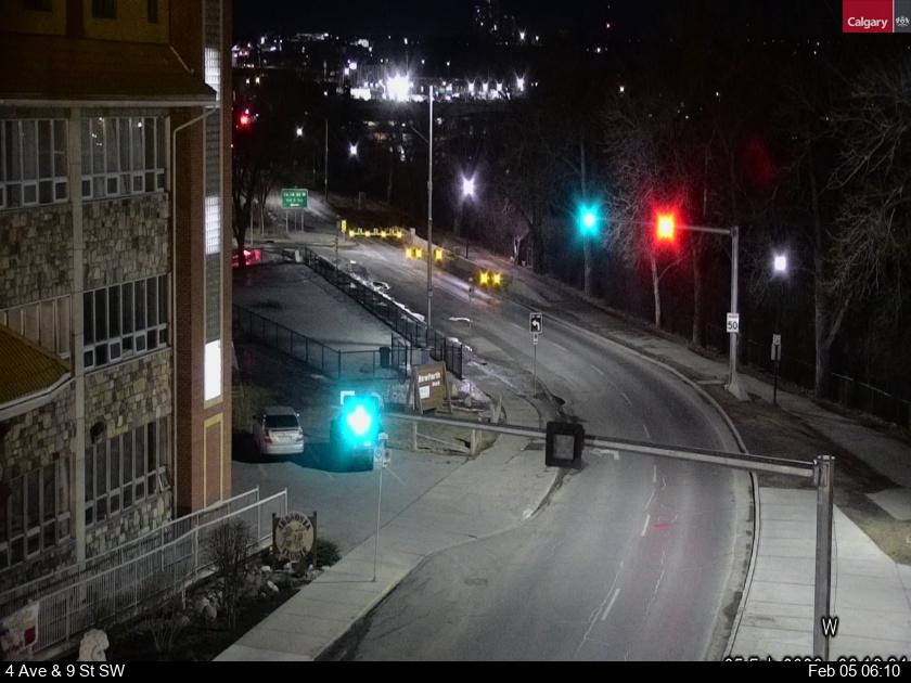 4 Avenue / 9 Street SW