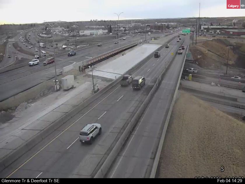 Glenmore Trail / Deerfoot Trail SE