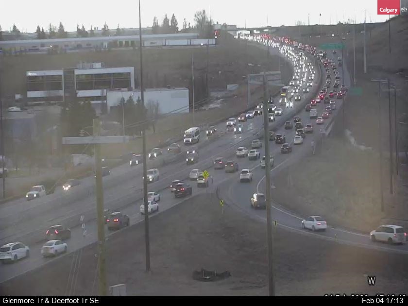 Glenmore Trail / Deerfoot Trail SE