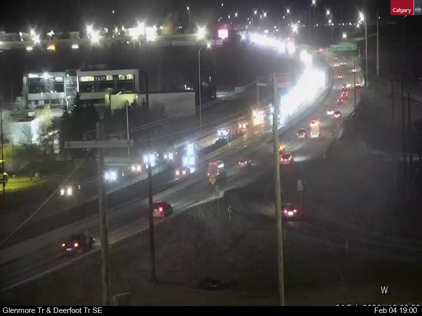 Glenmore Trail / Deerfoot Trail SE