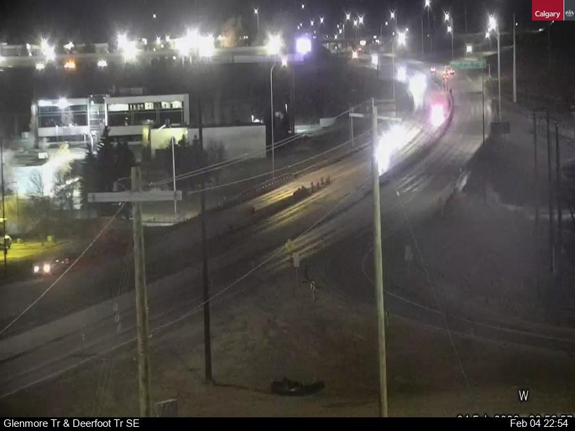 Glenmore Trail / Deerfoot Trail SE