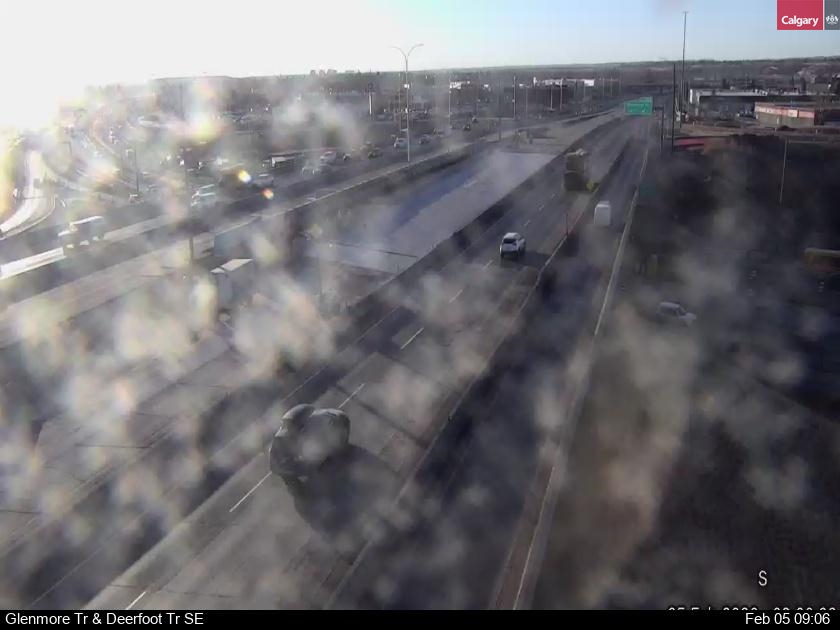 Glenmore Trail / Deerfoot Trail SE