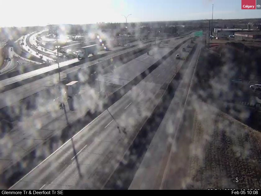 Glenmore Trail / Deerfoot Trail SE