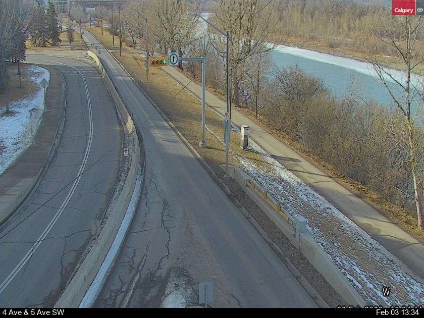 4 Avenue / 10 Street SW