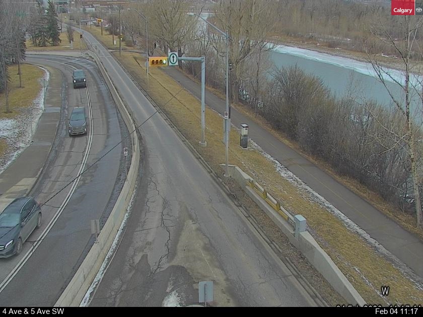 4 Avenue / 10 Street SW