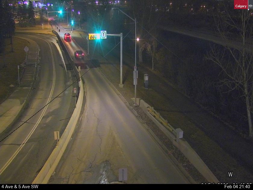 4 Avenue / 10 Street SW