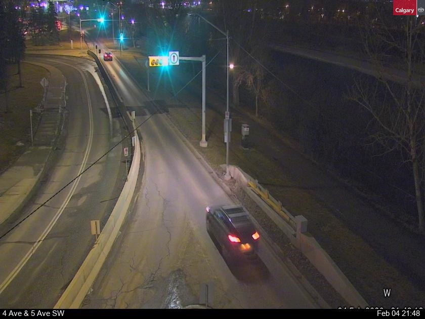 4 Avenue / 10 Street SW