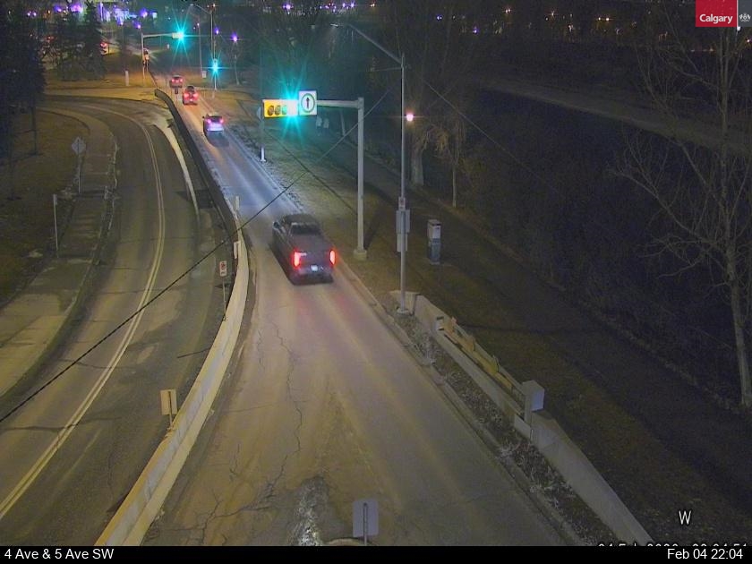 4 Avenue / 10 Street SW