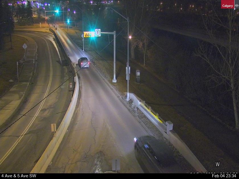 4 Avenue / 10 Street SW