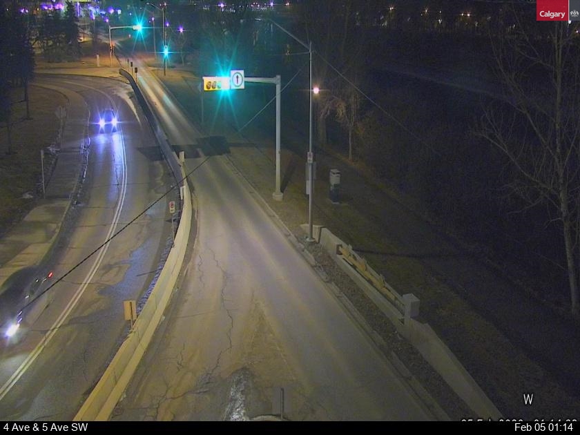 4 Avenue / 10 Street SW