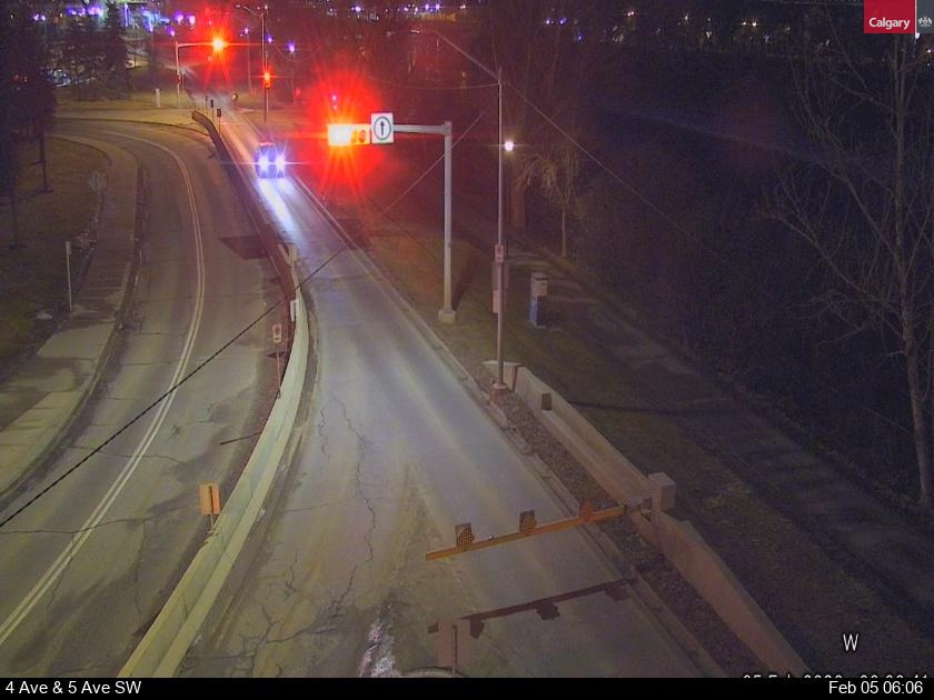 4 Avenue / 10 Street SW