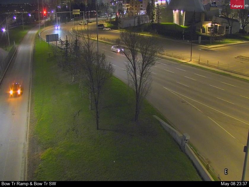 Webcam of Bow Trail at 4th Avenue
