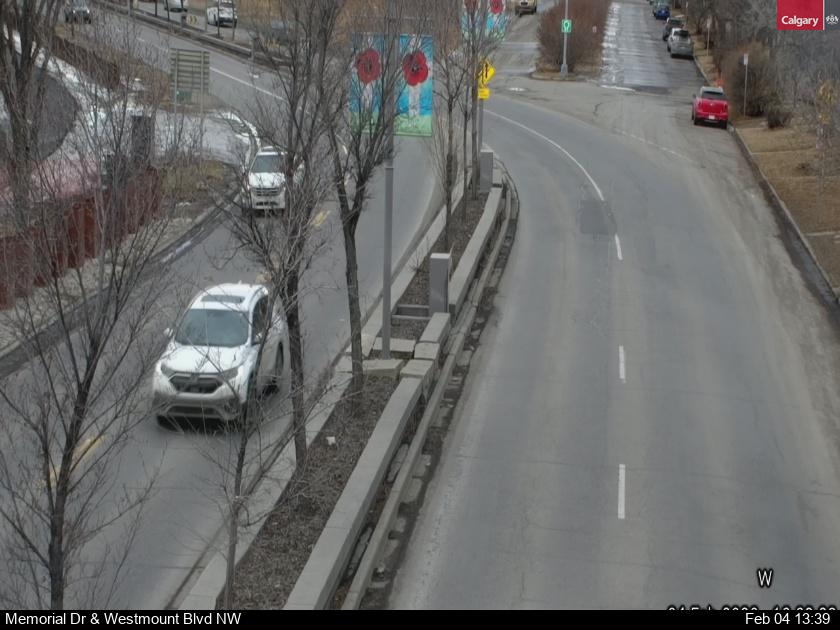 Memorial Drive / 10A Street NW