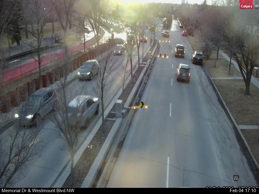 Memorial Drive / 10A Street NW