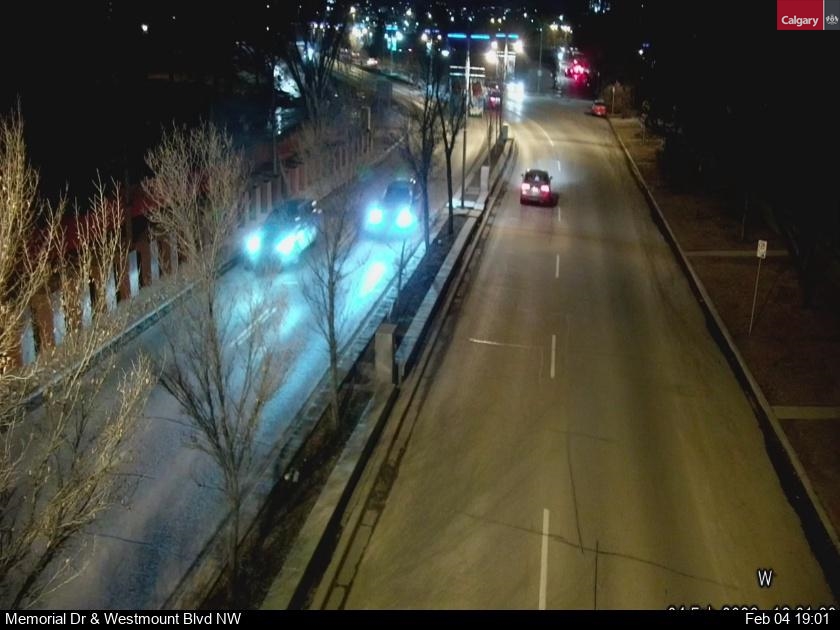 Memorial Drive / 10A Street NW