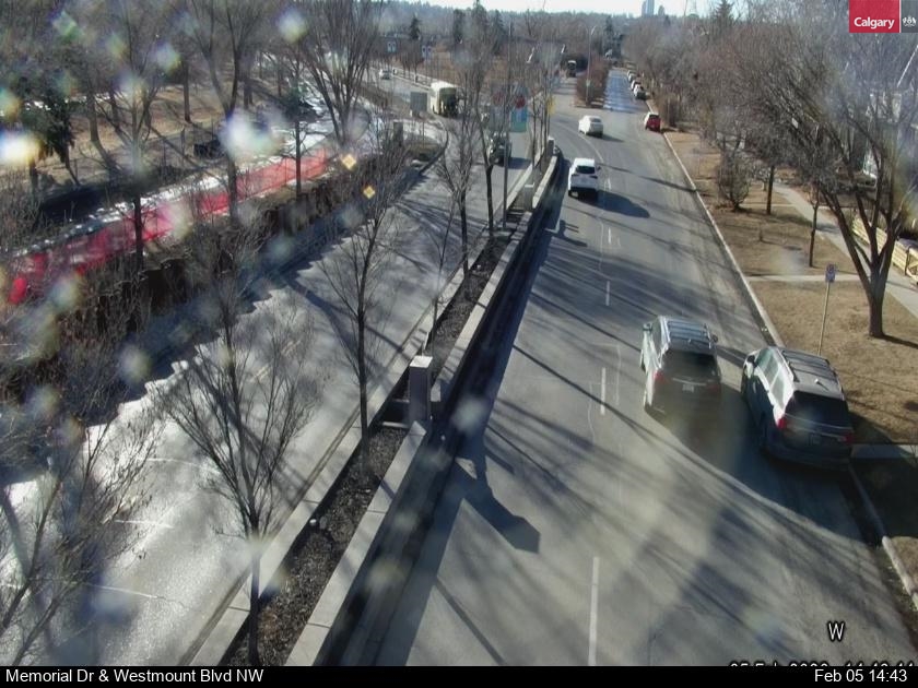 Memorial Drive / 10A Street NW