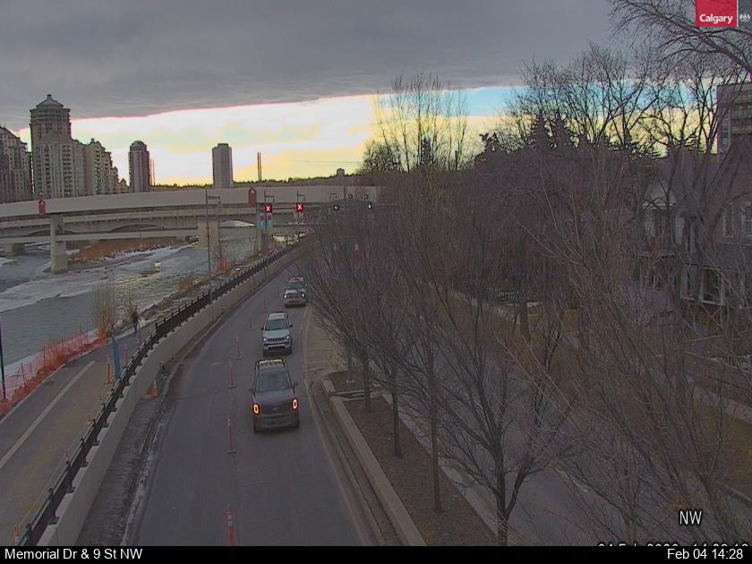 Memorial Drive / 9 Street NW