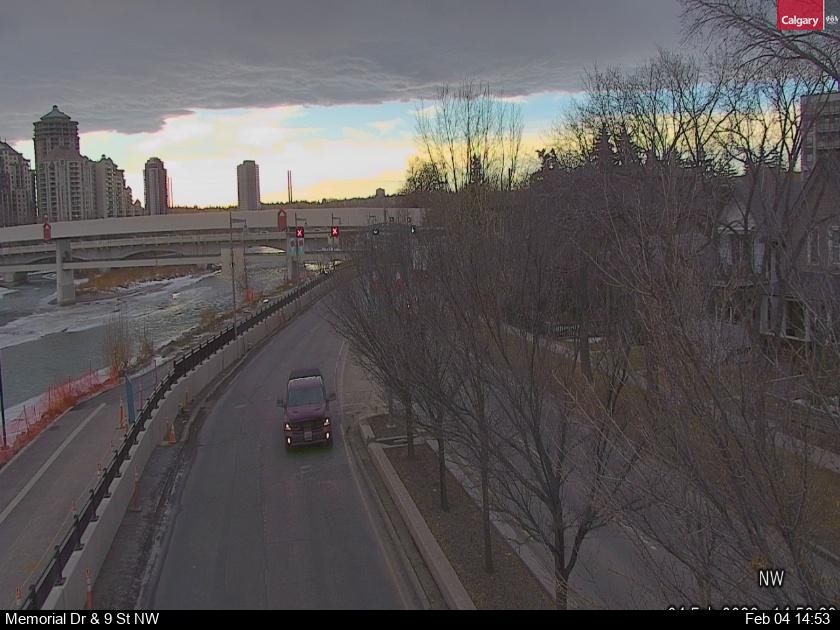 Memorial Drive / 9 Street NW